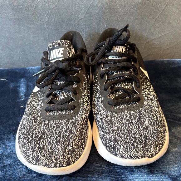 Nike Flex Contact Running Shoes Women's 8 Black White Lightweight Workout Gym - Picture 4 of 12